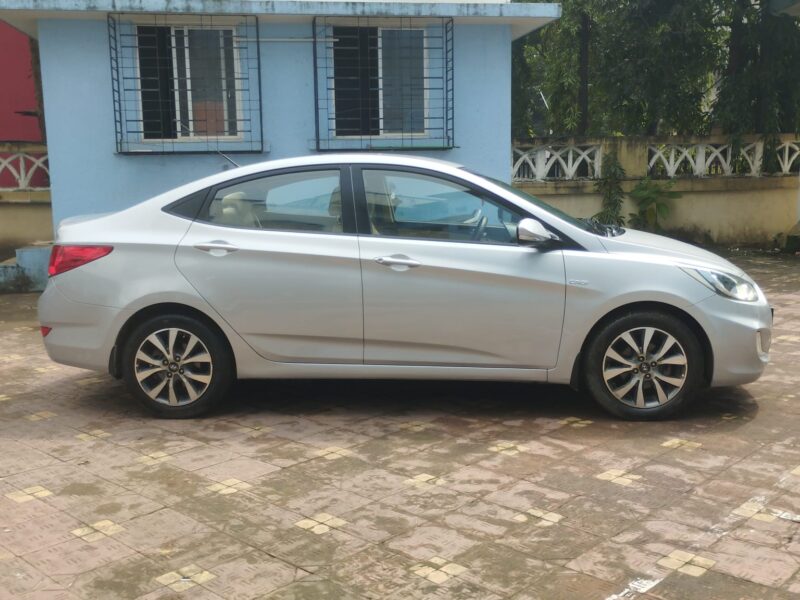 Hyundai Verna 1.6 SX CRDi (O)