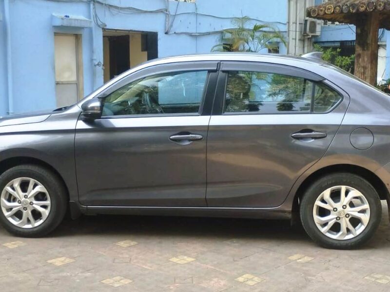 Honda Amaze V CVT Petrol