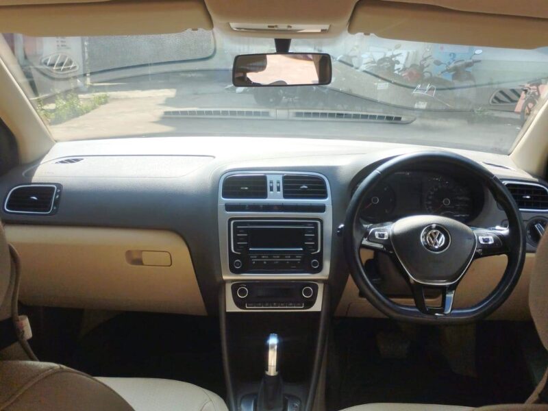 Volkswagen Vento 1.5 TDI Highline AT