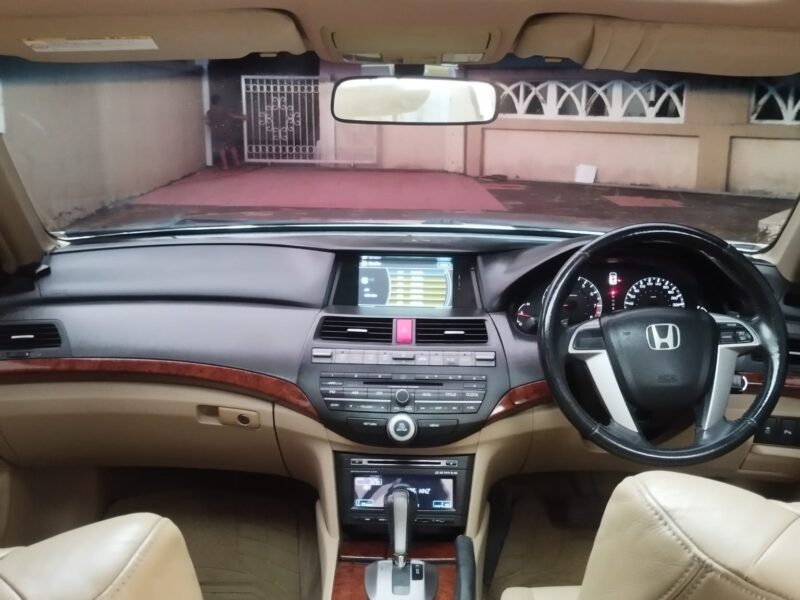 Honda New Accord 2.4 A/T