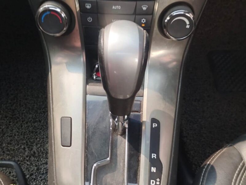 Chevrolet Cruze LTZ AT