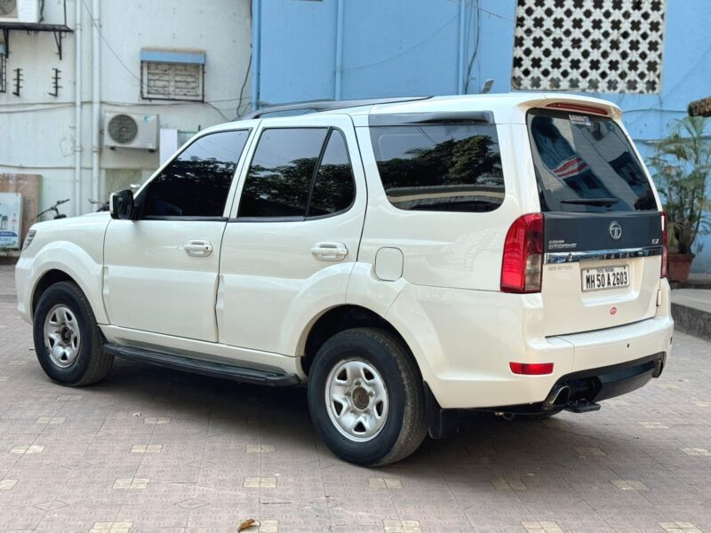 Tata Safari Storme EX