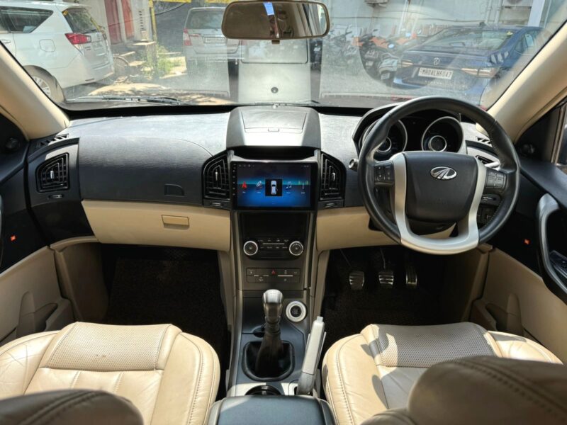 Mahindra Xuv500 W10 AWD