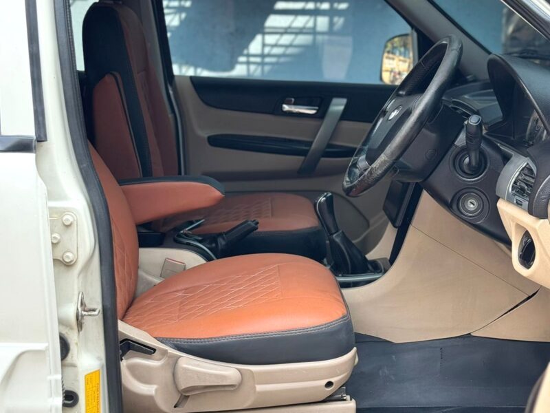 Tata Safari Storme EX